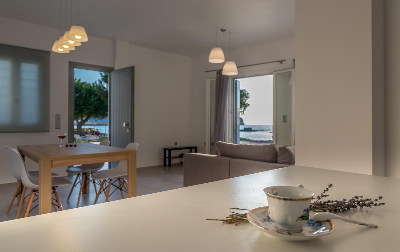 Milos Waves Luxury Apartments 阿波罗尼亚 外观 照片
