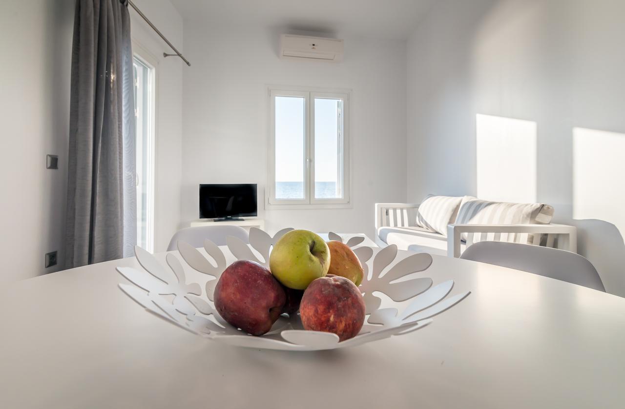 Milos Waves Luxury Apartments 阿波罗尼亚 外观 照片