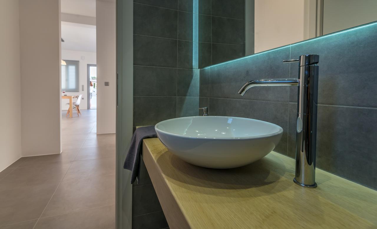 Milos Waves Luxury Apartments 阿波罗尼亚 外观 照片